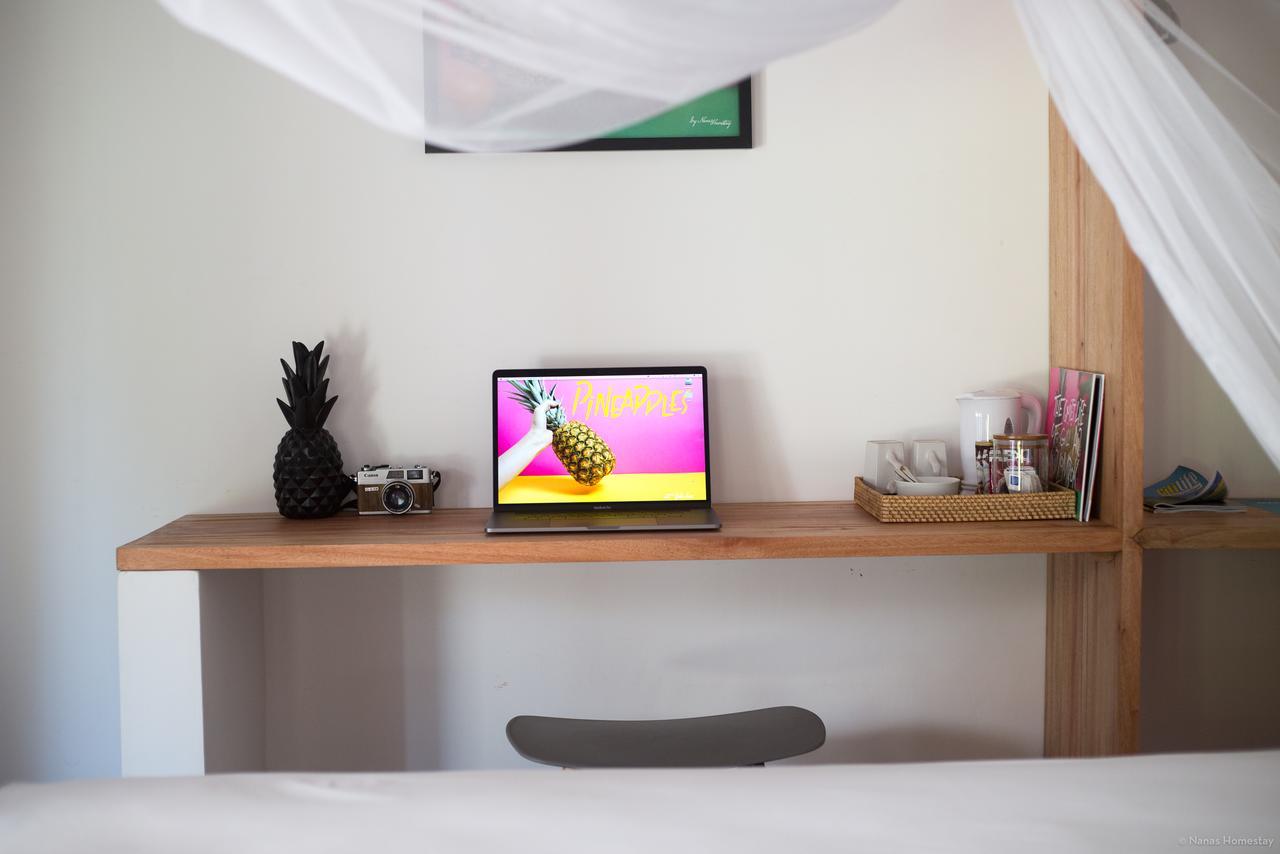 Nanas Homestay Bungalow Гили Еър Екстериор снимка
