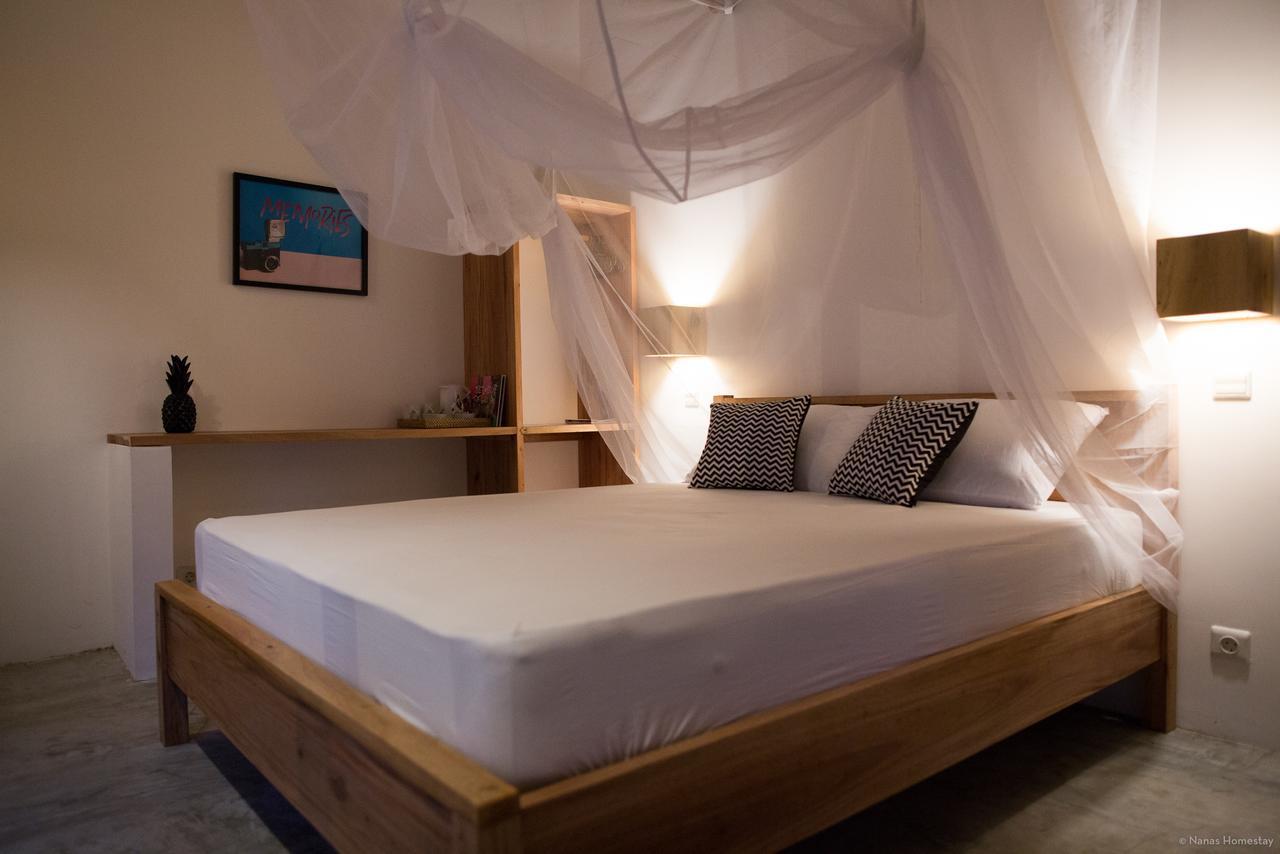 Nanas Homestay Bungalow Гили Еър Екстериор снимка